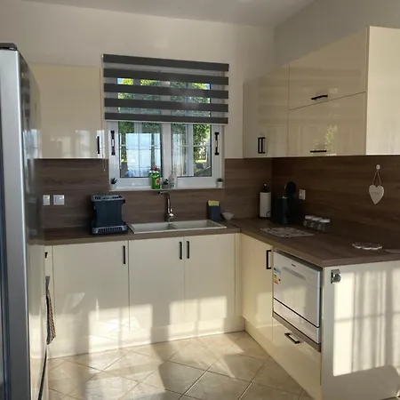 Elizabeth * Skala (Kefalonia)